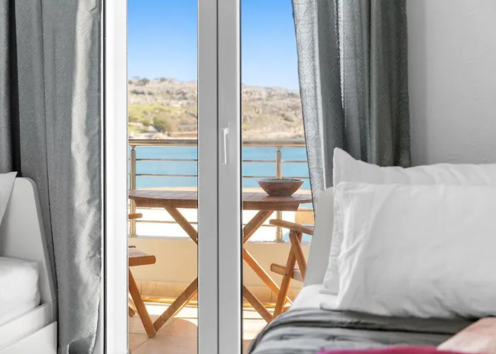 Aqua Marine Villa Haraki